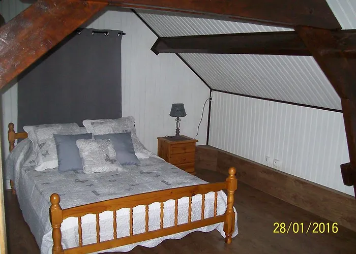 La Cle Des Champs Holiday home Longueval